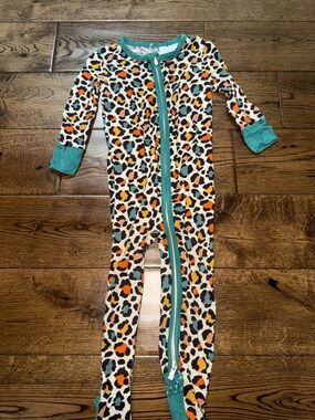 Posh Peanut Animal Print Bamboo Zippy 12/18 Month